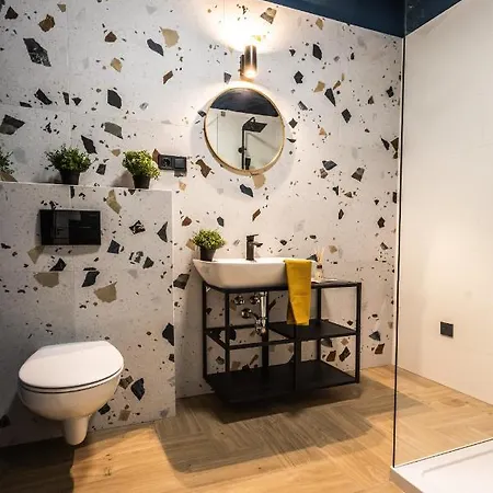 Apartment M15